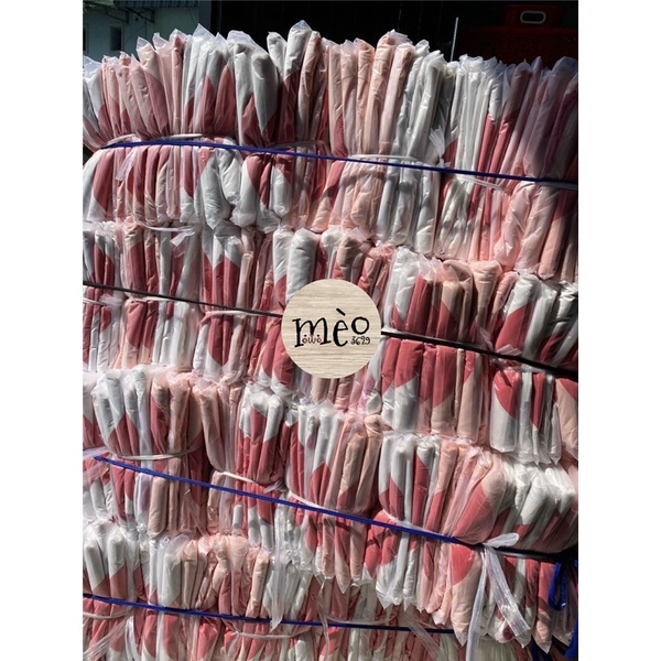 [Chuyên Sỉ] Bộ thun heo hồng quần legghing dài, vải cotton mềm mịn và quần co dãn dày dặn.