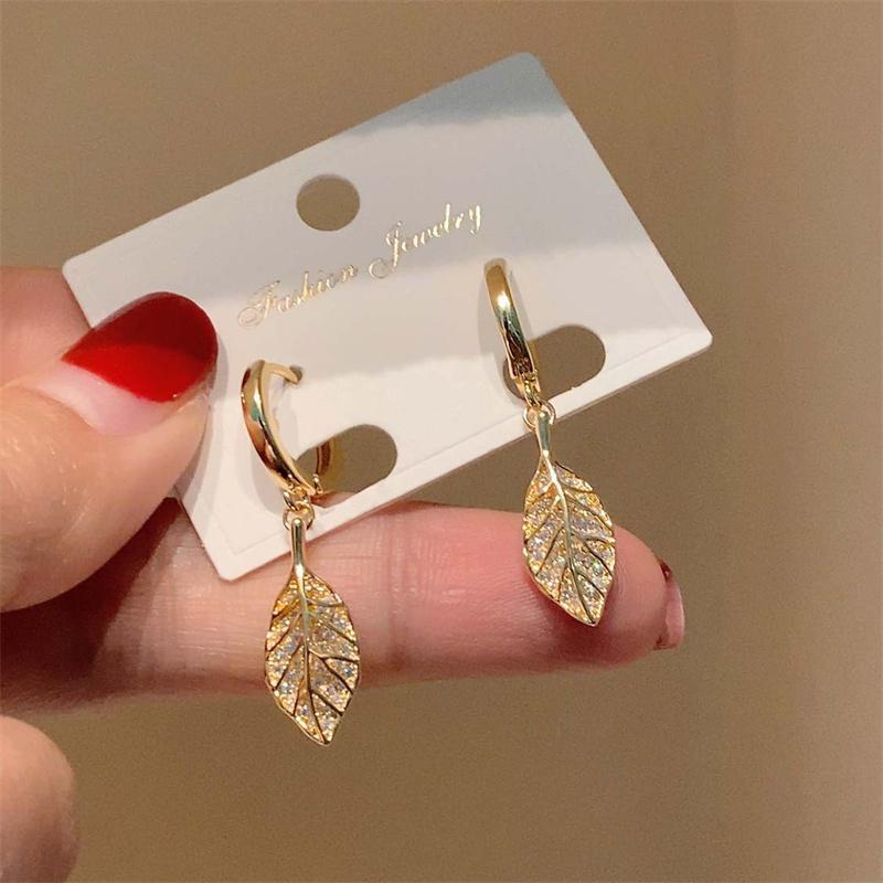 Bông Tai Bạc Hình Chiếc Lá Phong Cách Hàn Quốc Dễ Phối Đồ Thời Trang Cho Nữ