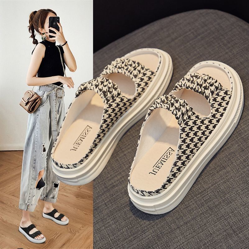 Latest Korean Fashion Thick Soft Sole Sandals for Women