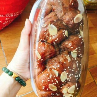 Bánh mì hoa cúc có 3 3 vị để khách lựa chọn