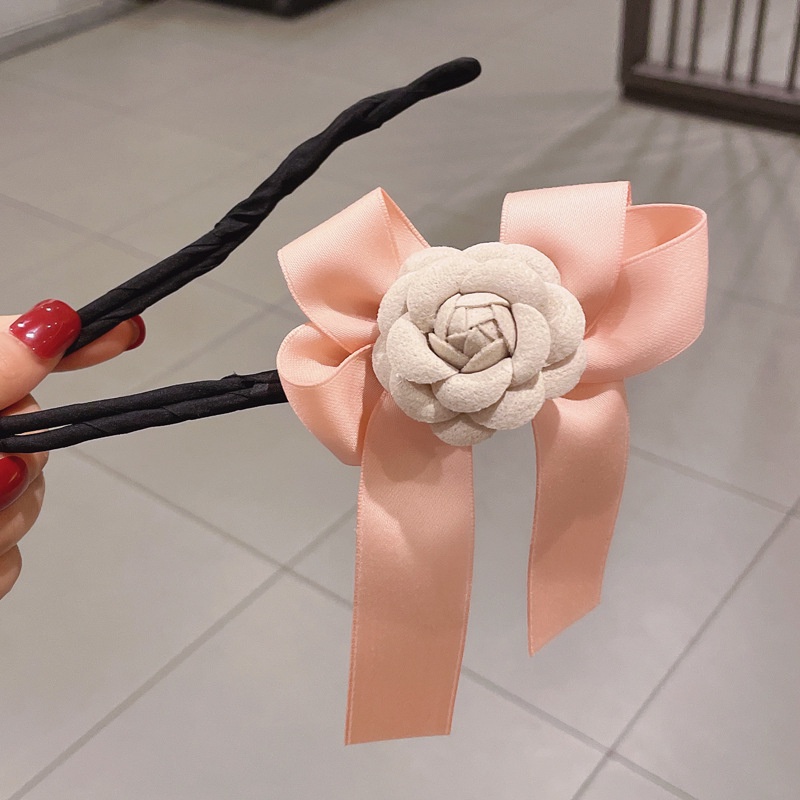 Dây Cột Tóc Thắt Nơ Phối Hoa Trà Và Bóng Lông Phong Cách Hàn Quốc Ngọt Ngào Cho Nữ