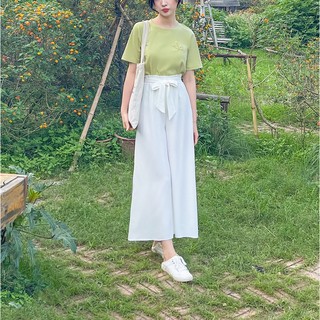 Basic Embroidered top - Áo thun thêu