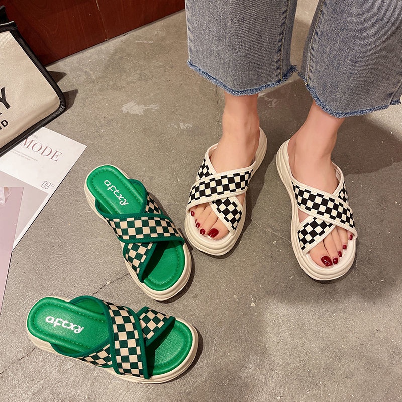 Dép Sandal Đế Mềm Siêu Nhẹ Thời Trang Mùa Hè Dành Cho Nữ 2022