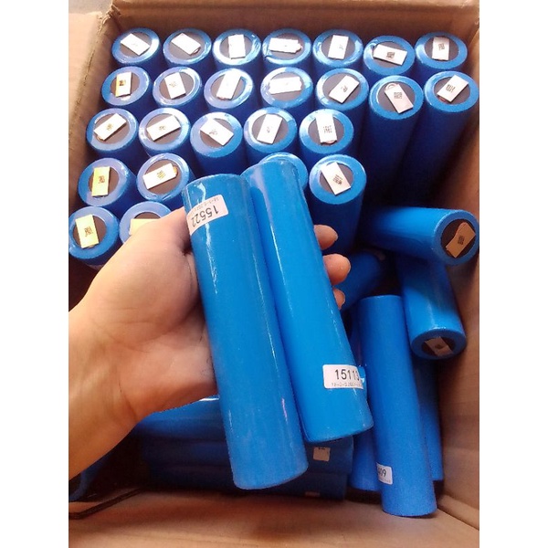 Pin lithium 3,2v-15ah 2 đầu bắn kẽm  tặng thêm khung