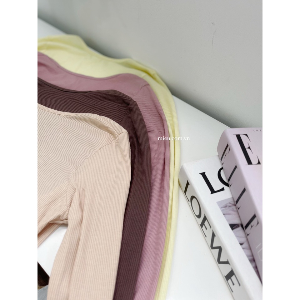 Áo croptop anya hở lưng quyến rũ Miều Est.2013