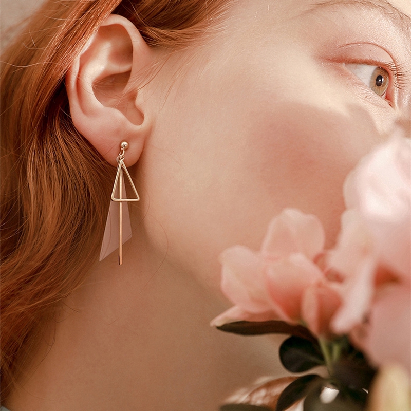 Bông tai nữ dáng dài hình tam giác thời trang xinh xắn