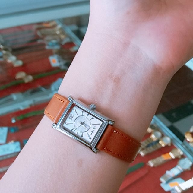 Đồng hồ nữ Halei mặt vuông thời thượng