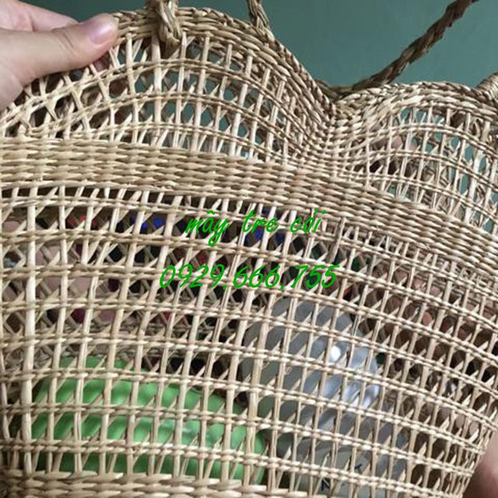 Xưởng sỉ Làn cói hình trái tim cá tính