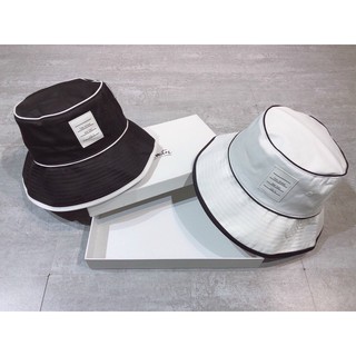 Nón bucket,mũ bucket,nón bucket nữ,bucket hat,bucket,nón tai bèo nam,nón tai bèo nữ THOM BROWNE tag da. free size,unisex