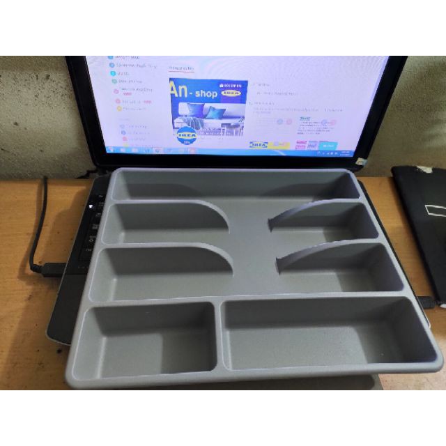 Khay chia thìa dĩa dụng cụ bếp IKEA Smacker 31 x 26 x 4 cm