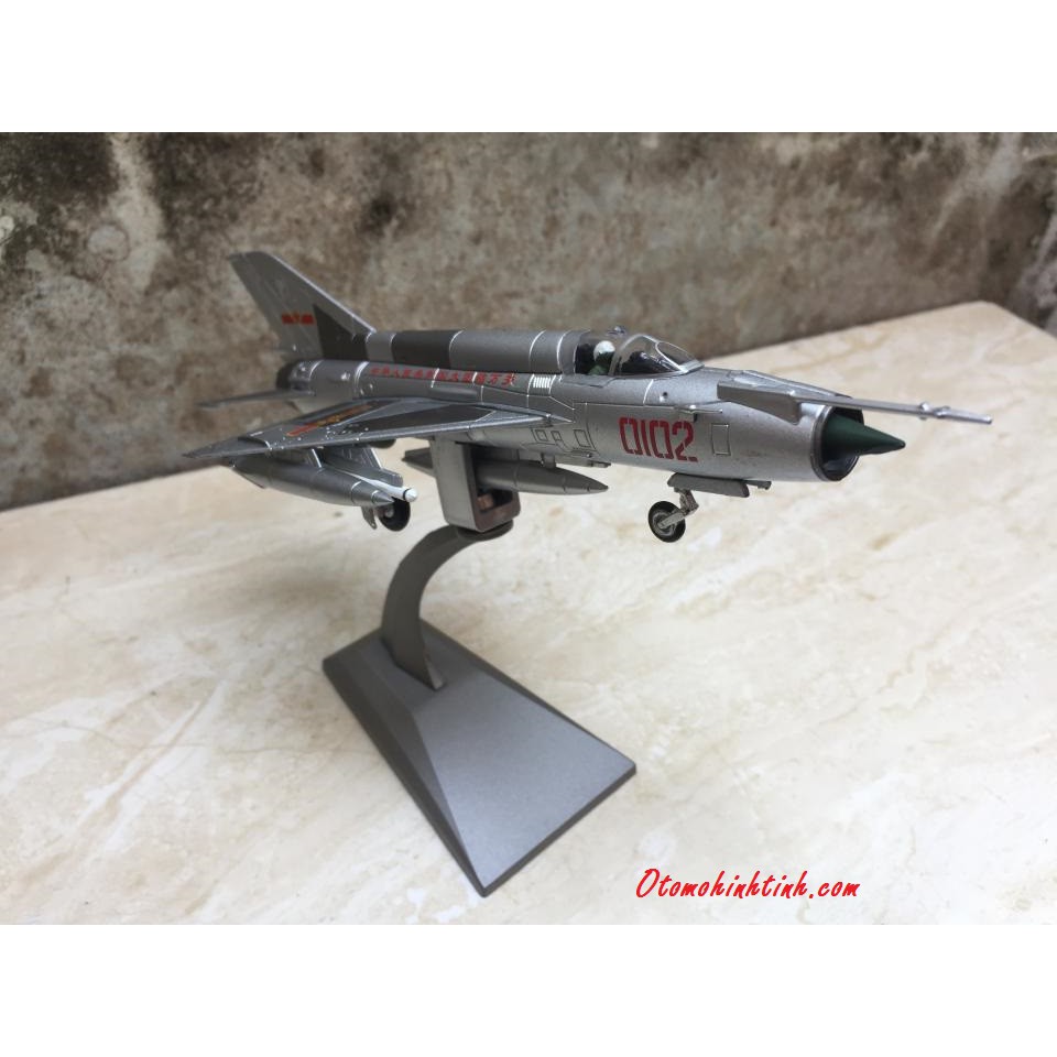 Mô hình Máy bay MIG 21 1:72