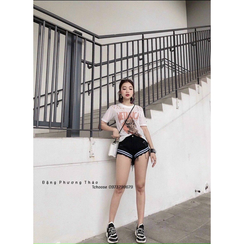 Quần Short Kaki Kèm Sọc Đen Ren Phối Hai Túi Sang Trọng  TTSLA0846