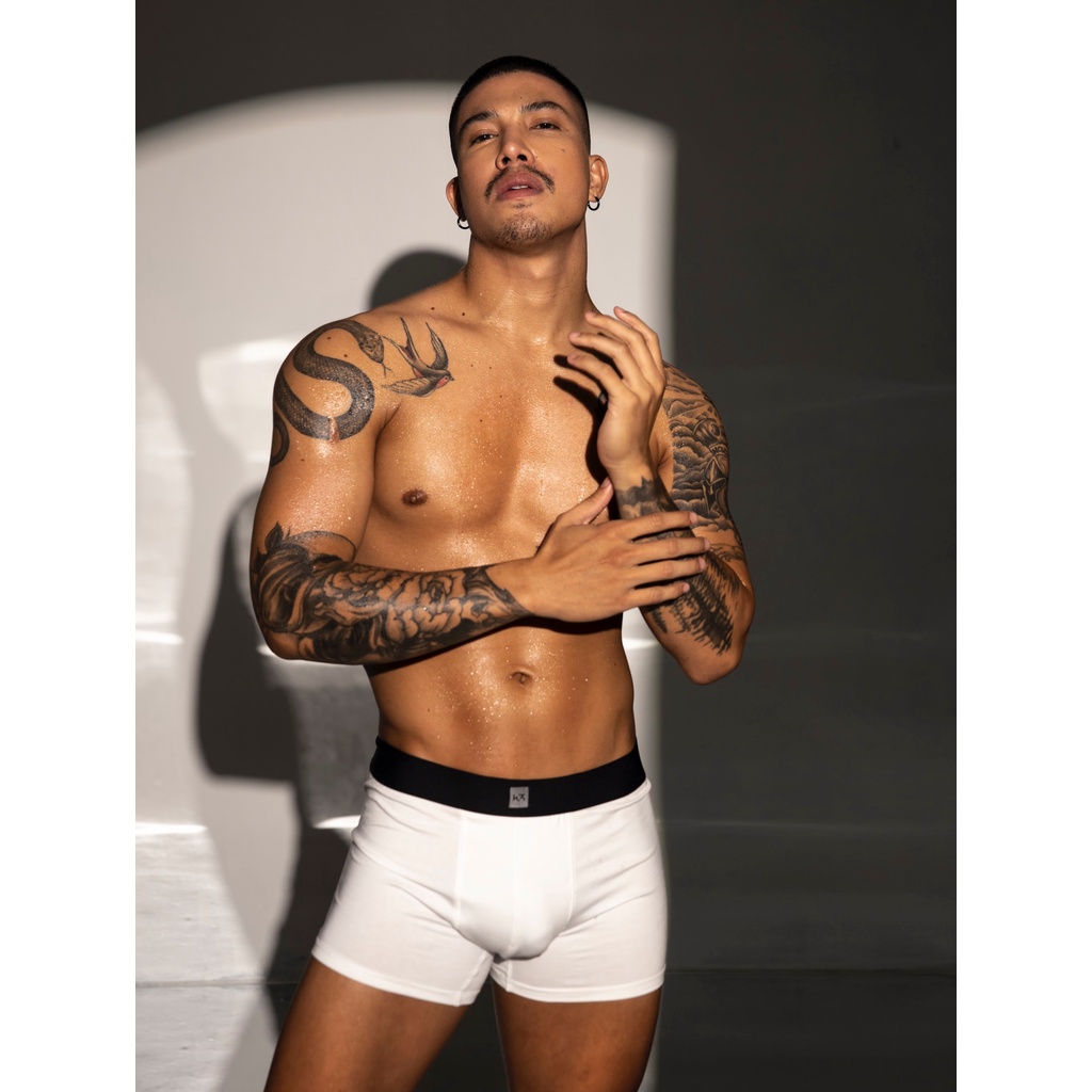 Quần Boxer Form Bé Dành Cho Nam 100% Cotton Thấm Hút Mồ Hôi Boxer Brief Hai Màu Đen Trắng WHISTL3