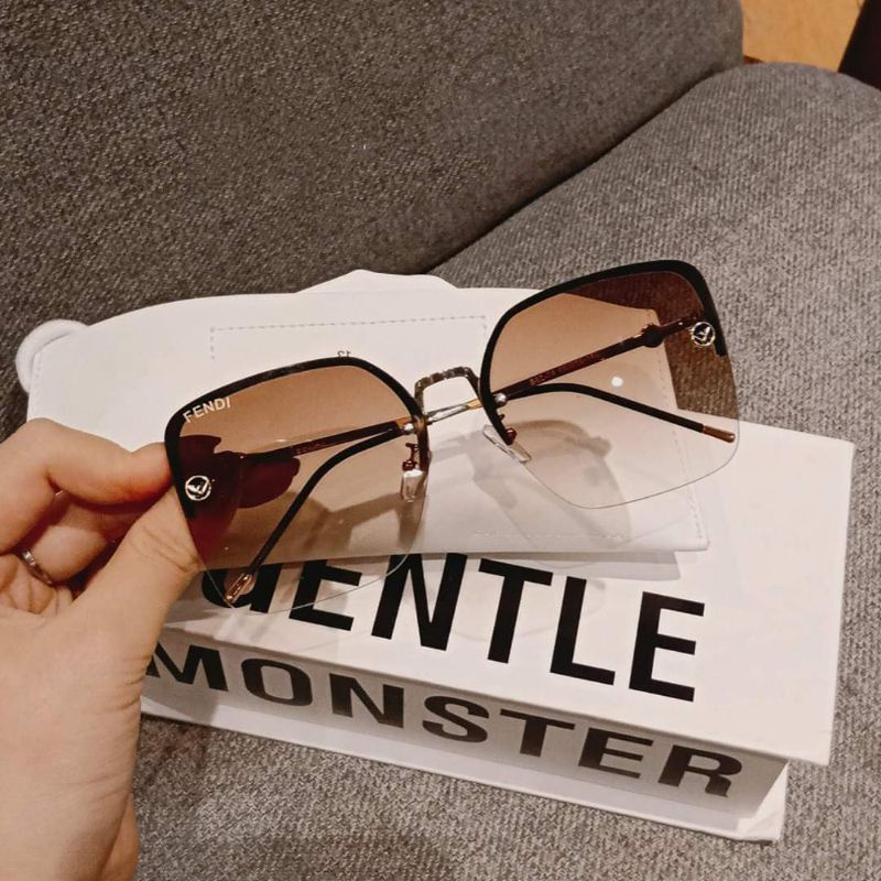 Sỉ Mắt Kính Fendi