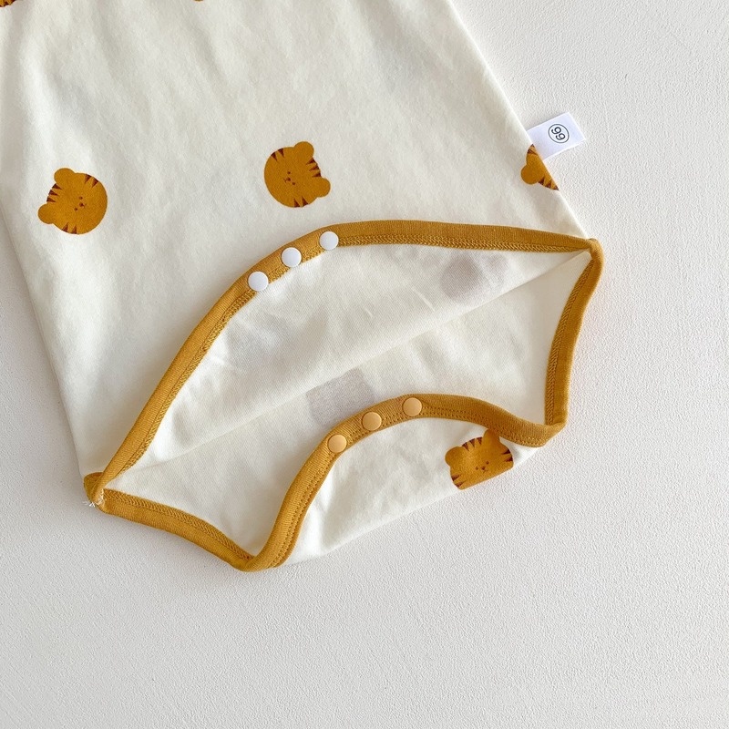 Bộ Áo Liền Quần Ngắn Tay Kèm Nón Vải Cotton Thời Trang Cho Bé Sơ Sinh