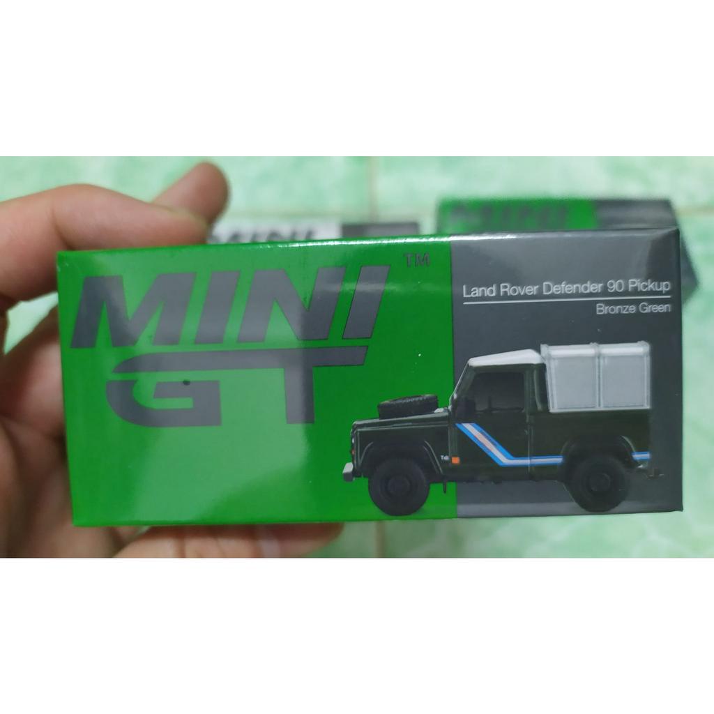 Mô hình ô tô Land Rover Defender 90 Pickup Bronze Green 1/64 MiniGT MGT00402