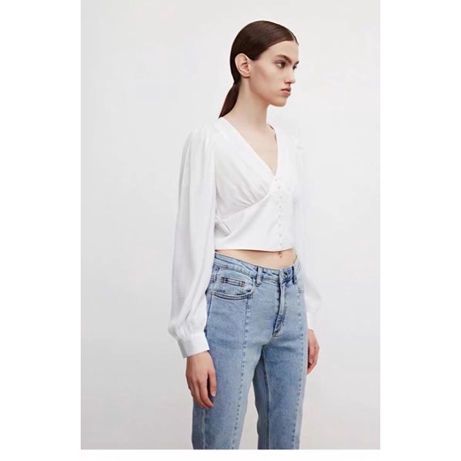 Áo lụa trắng Urban Revivo