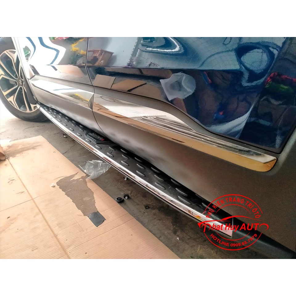 Bậc lên xuống xe Hyundai Santafe 2019 - 2022, Mẫu Chấm Bi cao cấp, bền bỉ chắc chắn