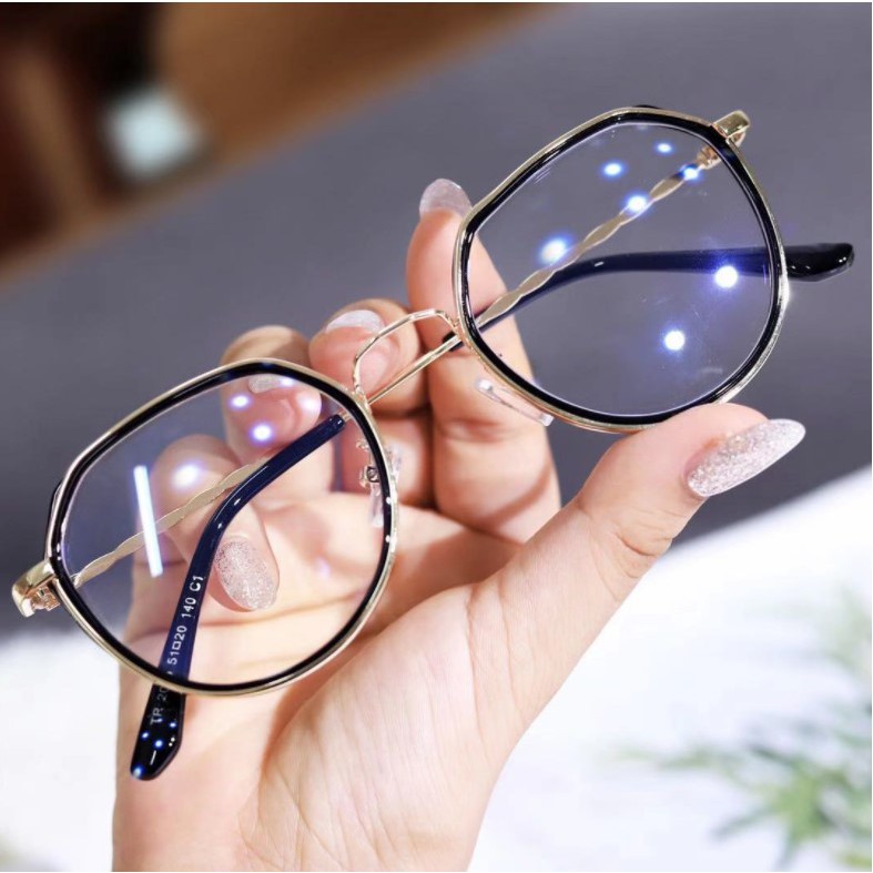 Kính giả cận chống ánh sáng xanh viền đen mới | BigBuy360 - bigbuy360.vn