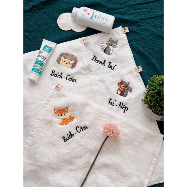 KHĂN MẶT COTTON ORGANIC THÊU TÊN BÉ TREBABY