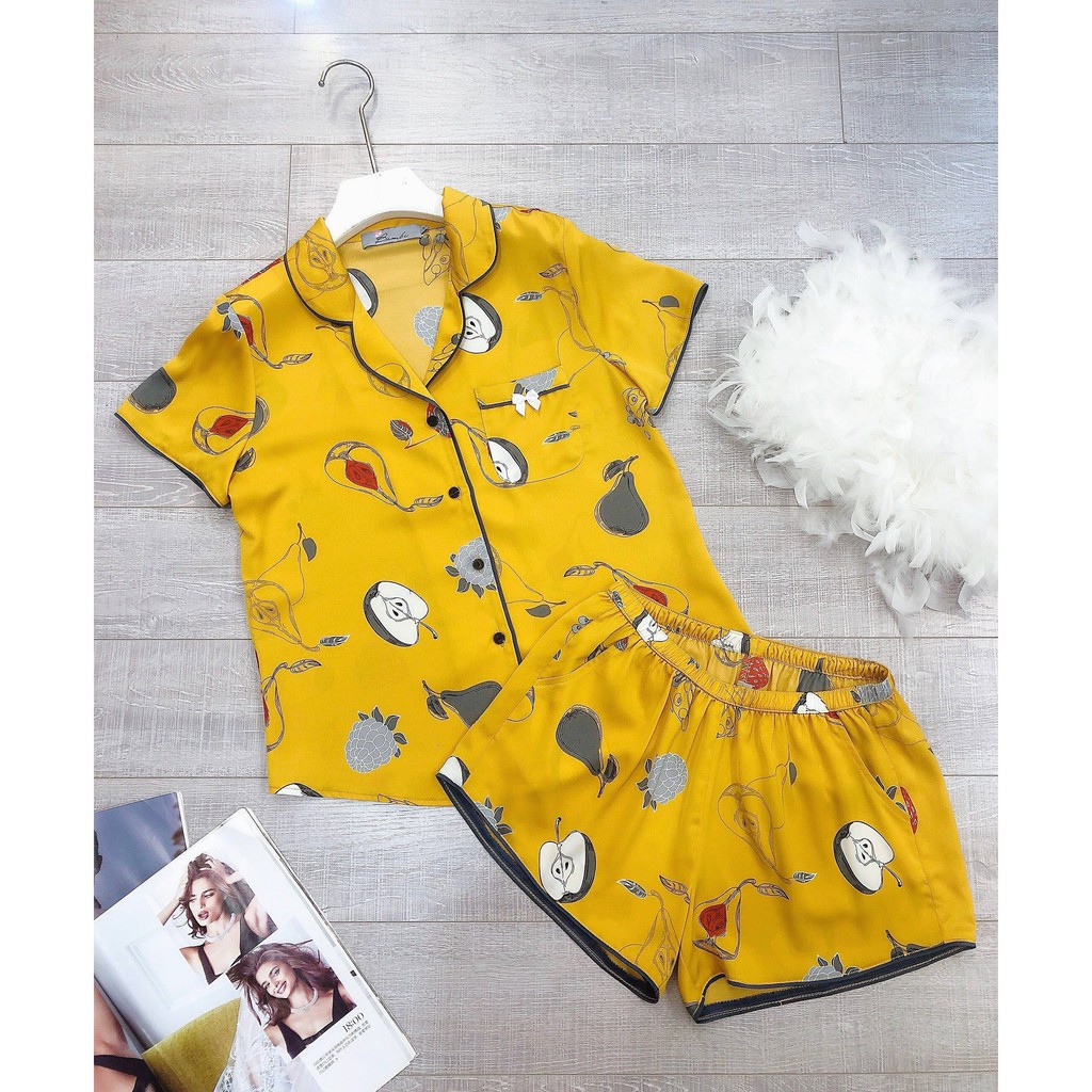 Bộ lụa đùi Bambi tay cộc quần đùi - Lụa giấy Bambi M300