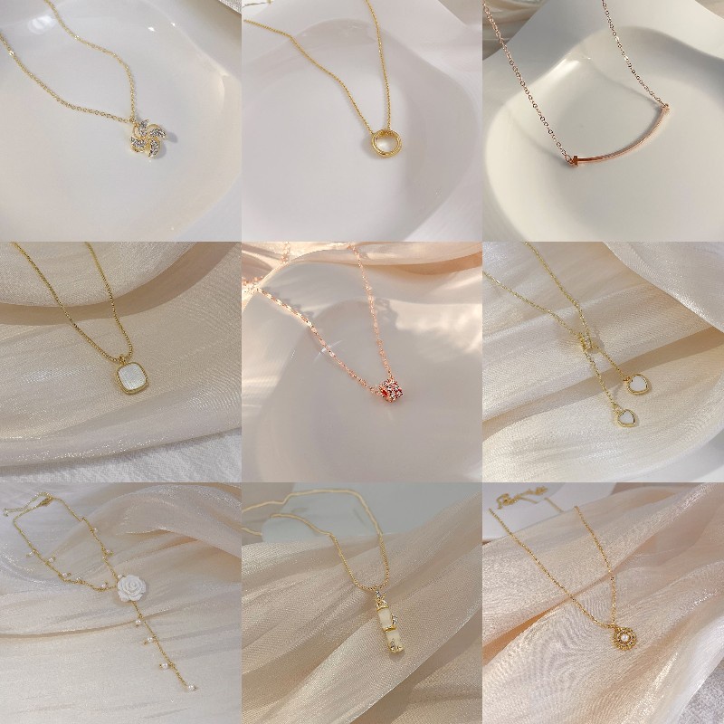 Vòng cổ đính ngọc trai thời trang dành cho nữ