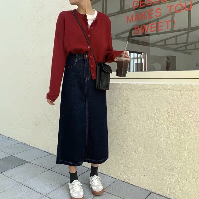 chân váy jean/denim A-line xẻ tà thân sau SẴN