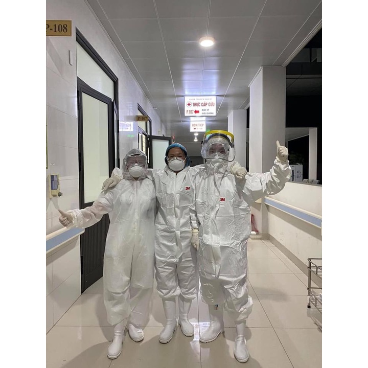 Bộ quần áo bảo hộ 3M 4510 cấp độ 4 chống hoá chất, chống bụi độc hại .Size M