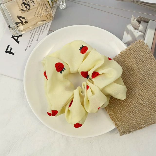 Scrunchies dâu tây