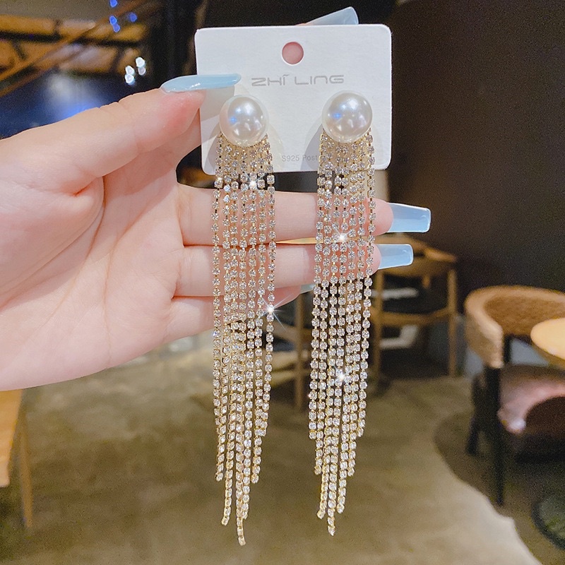 bông tai tuarua dài đính đá siêu sang chảnh, khuyên tai thả dài đá zircon phong cách siêu sao hàn quốc