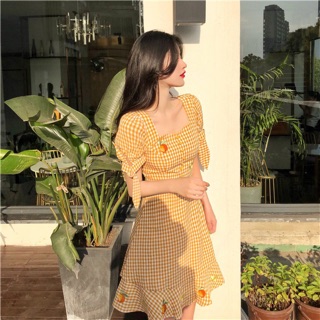 Đầm sọc ca rô vàng trái cam