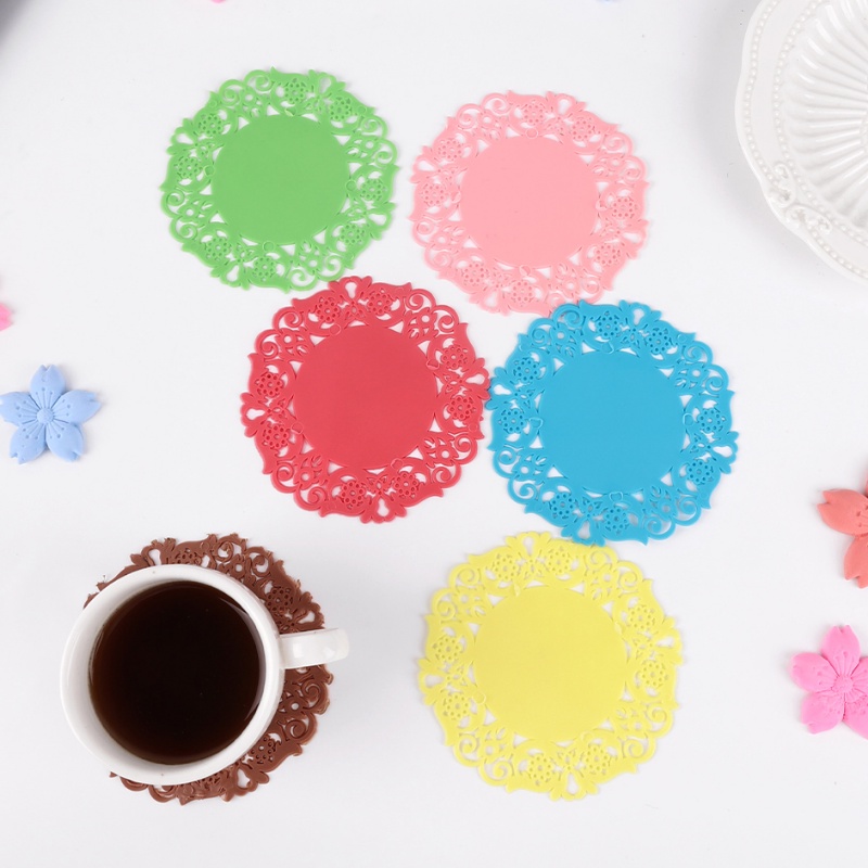 Tấm Lót Ly Trà Bằng Silicone Cách Nhiệt Chống Trượt Thiết Kế Đục Lỗ Tiện Dụng