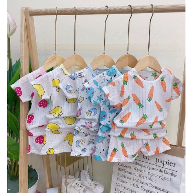 Bộ cotton giấy cài vai cho bé yêu của bạn