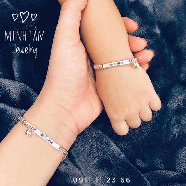 Lắc tay đôi khắc tên cho mẹ và bé bạc ta- Minh Tâm Jewelry