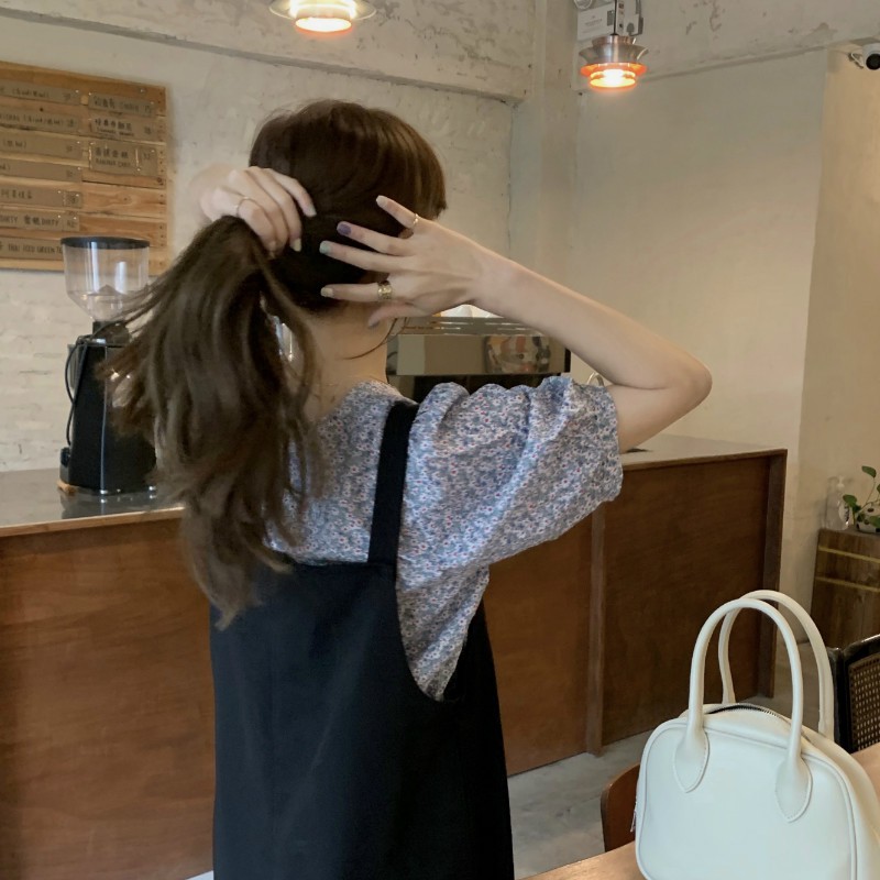 Set yếm dáng suông hoa nhí