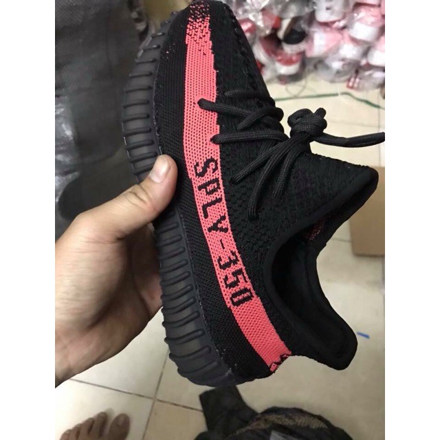 giày thể thao sneaker yeezy boost v2 350 đen vạch đỏ | BigBuy360 - bigbuy360.vn