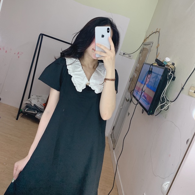 Váy xuông khuy ngọc