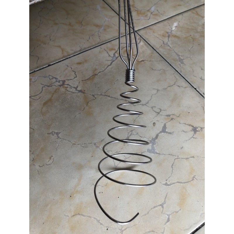Cây  đánh  trứng  inox lò Xo thích  hộp  làm bánh