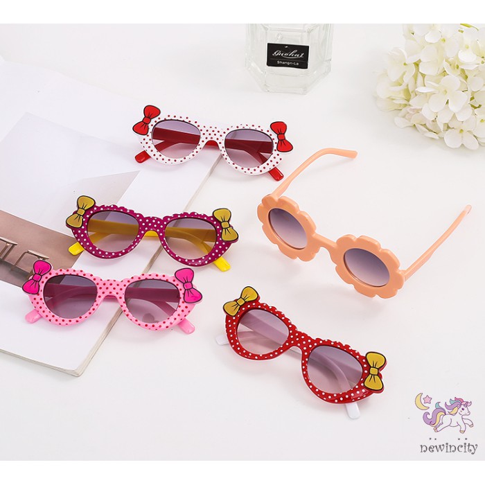 Kính Mát Hoạt Hình Xinh Xắn Cho Bé