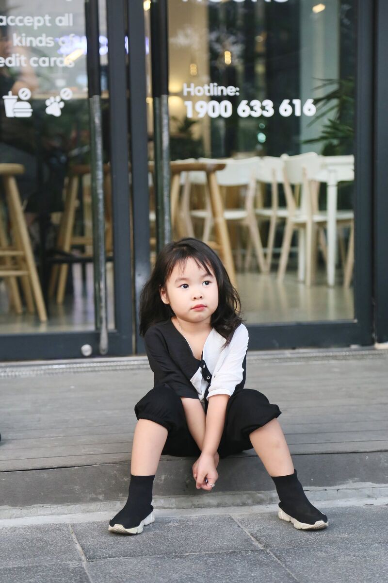 Áo đũi phối trắng đen Kid( dây oze)