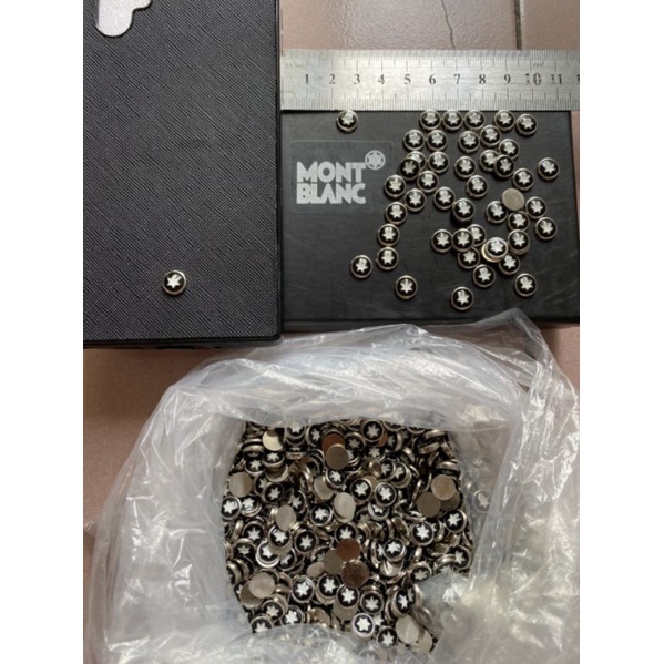Logo Montblanc phụ kiện