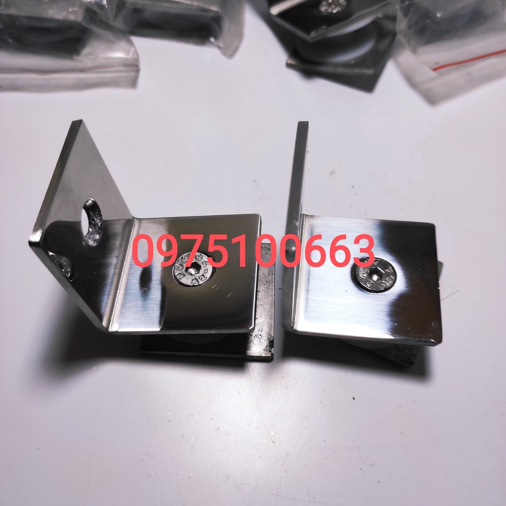 Pas L 90 độ bắt kính-pas kính tường 90 độ-pas kính
