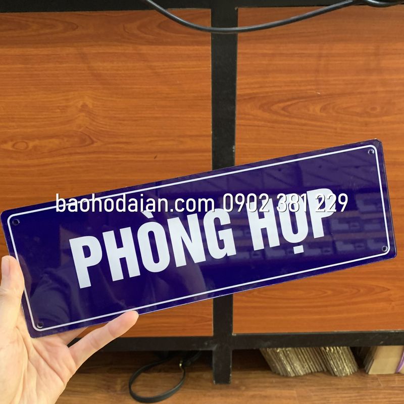 Bảng mica chỉ dẫn phòng ban kích cỡ 10 x 30cm