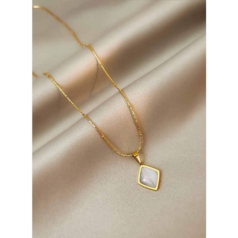 Vòng cổ thép titan mặt đá Opal thời trang sang trọng cho nữ
