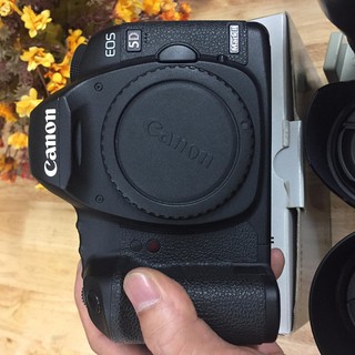Máy ảnh Canon 5D mark II đẹp