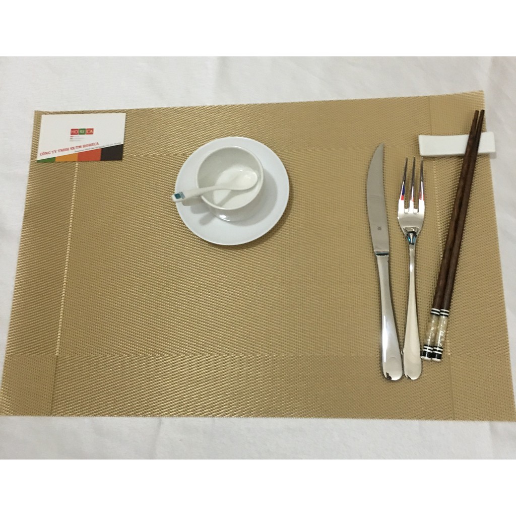 tấm lót bàn ăn placemat cao cấp, nhiều màu sang trọng