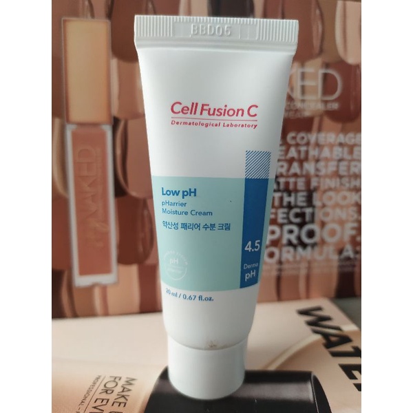 Kem dưỡng ẩm Phục Hồi Da Yếu Kích Ứng Hư Tổn Cell fushion c Sample 20ml.