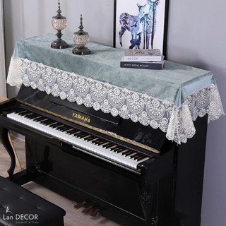 Landecor - Phủ đàn piano nhung xanh ngọc viền ren thêu hoa - PĐ002