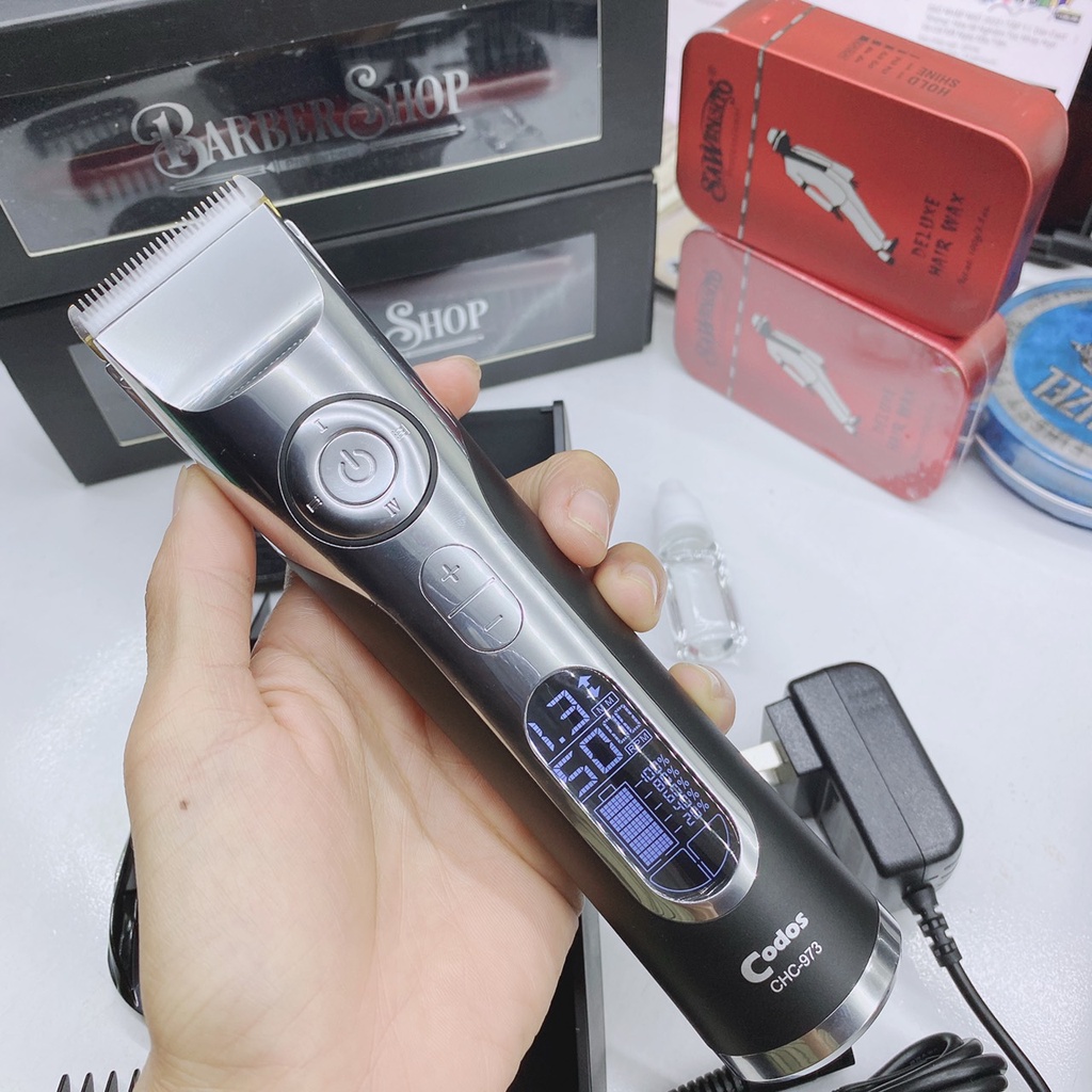 Tông đơ Codos CHC-973 có đèn báo pin,Có tăng giảm tốc độ (bảo hành 6 tháng)