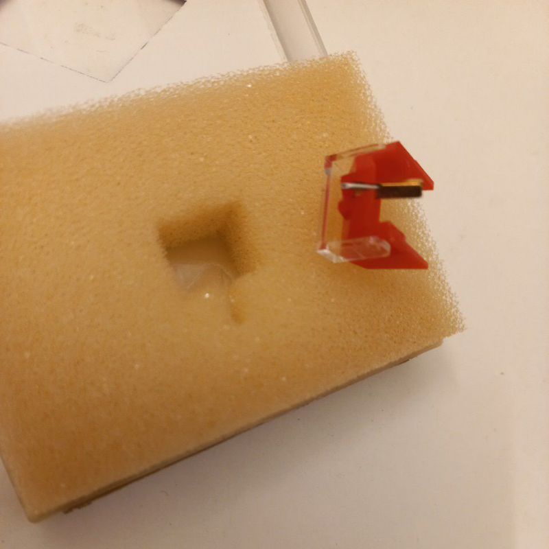 Kim đĩa than misubishi ,diatone